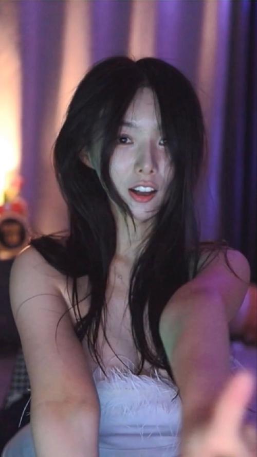 抖胸视频2026