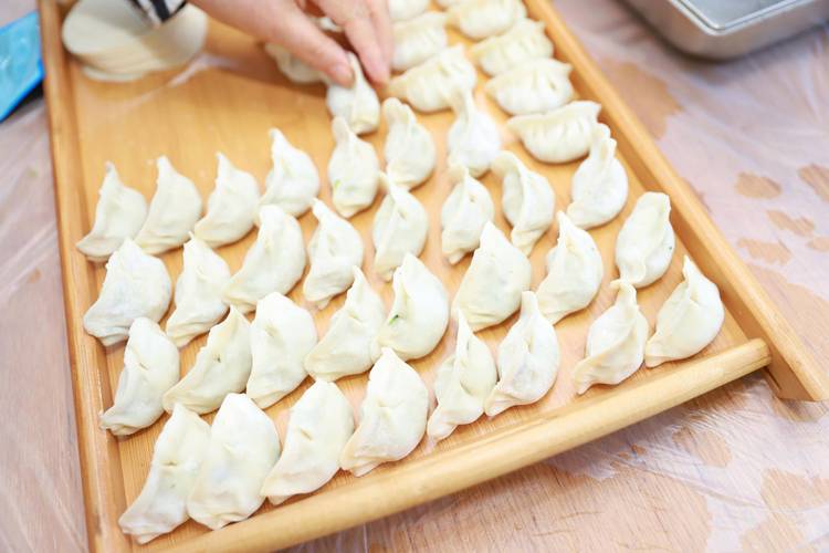 包饺子视频2026