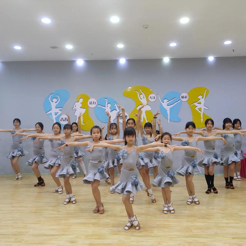 棒棒哒舞蹈视频2026