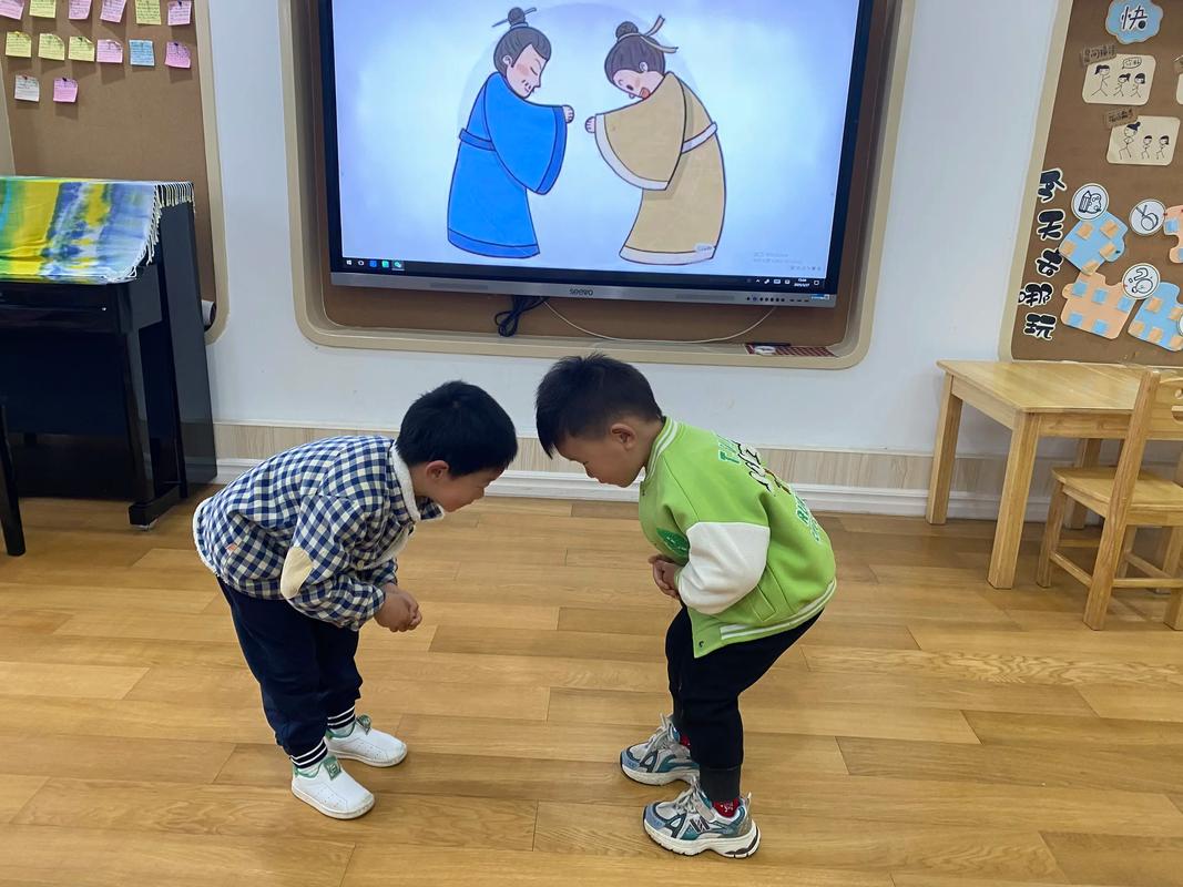 幼儿园礼仪展示视频2026