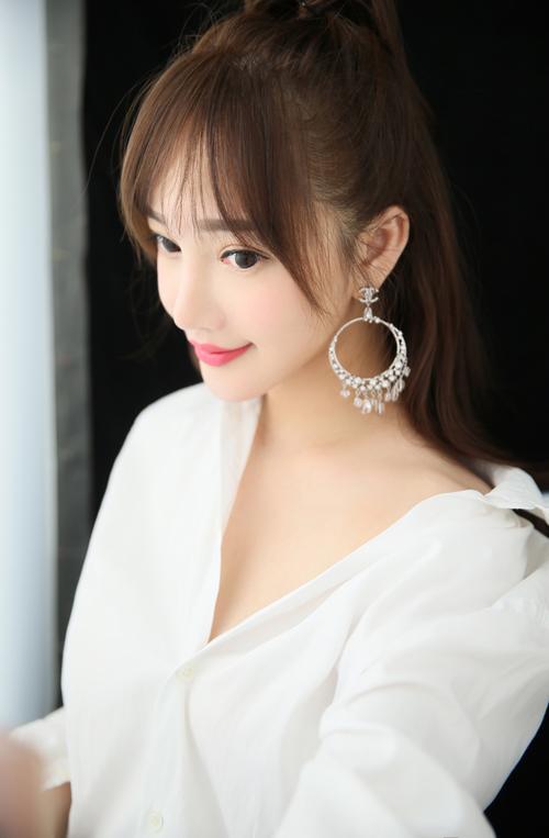林娜冰视频2026