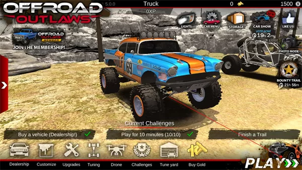 亡命越野游戏主界面与车辆选择 亡命越野游戏主界面与车辆选择