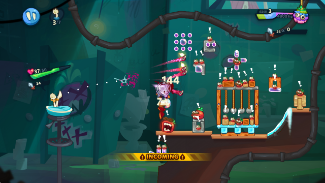 展示英雄攻击与技能释放瞬间